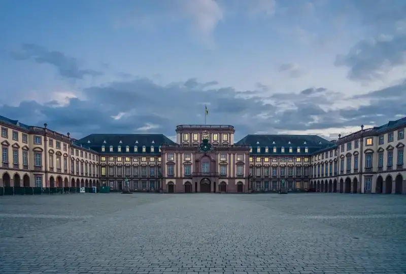 Lilly´s Pflegeteam – Tagespflege in Tagespflege in Mannheim